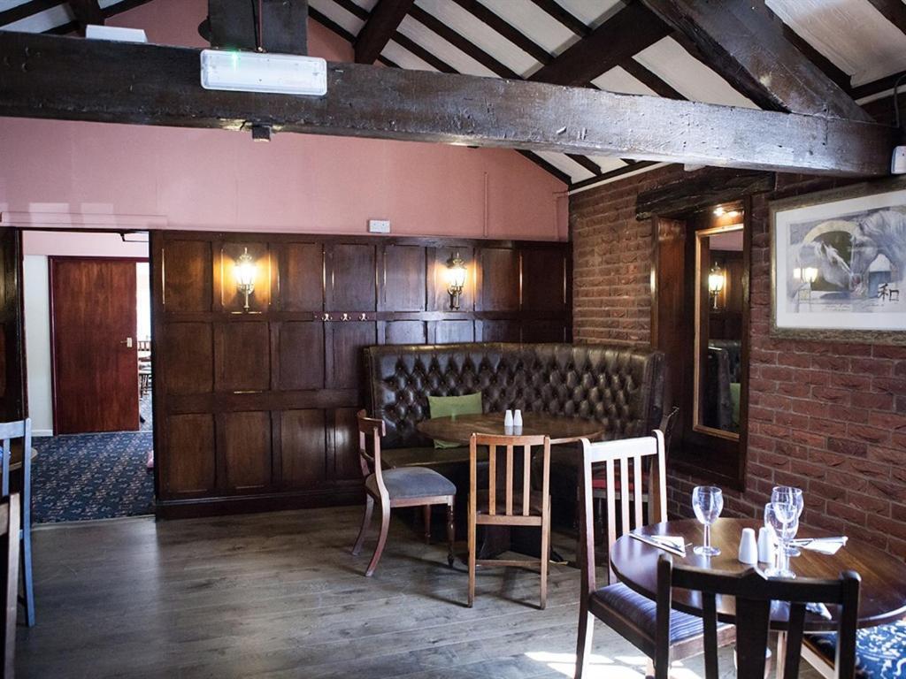 The Crewe Arms Hotel Ngoại thất bức ảnh