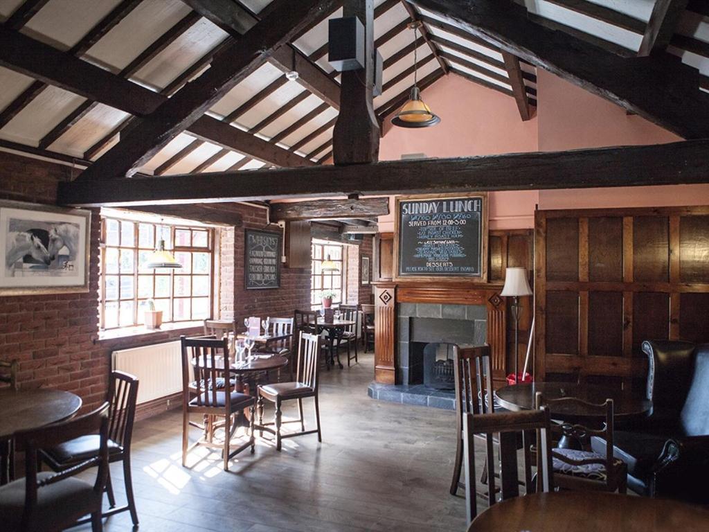 The Crewe Arms Hotel Ngoại thất bức ảnh